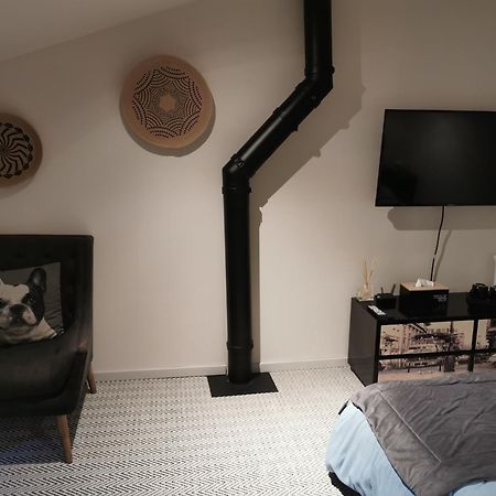 Au Domaine De Gigie Bed & Breakfast Chervettes Phòng bức ảnh